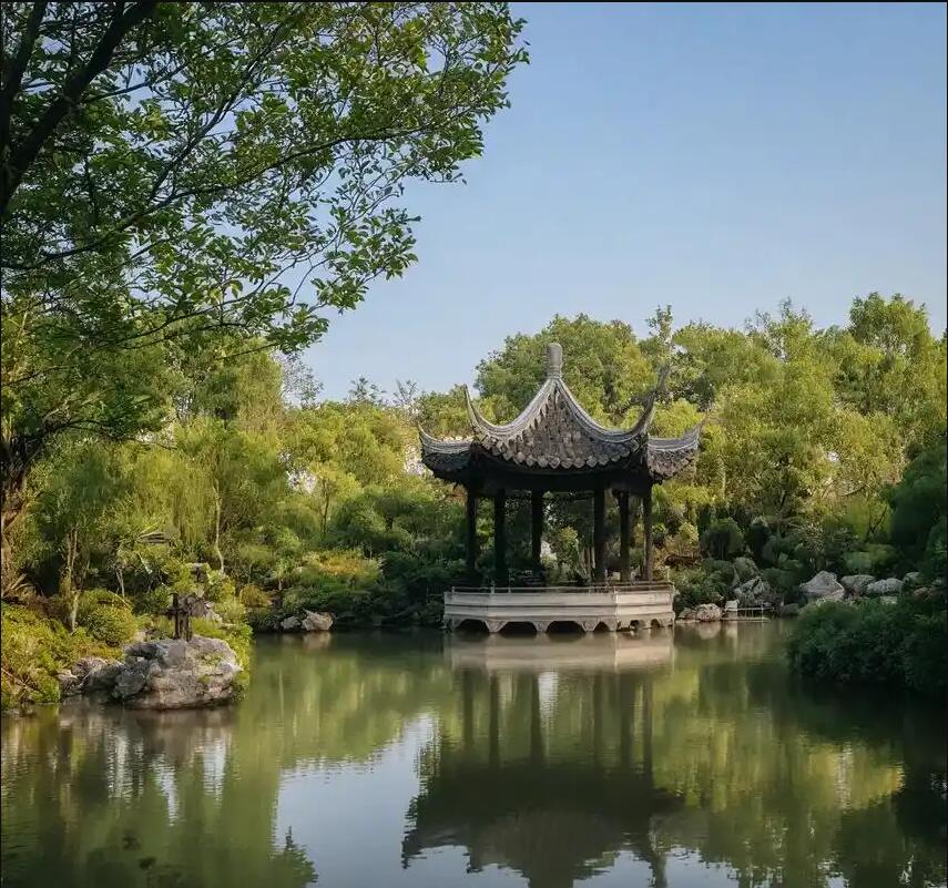 桃山区绮彤土建有限公司